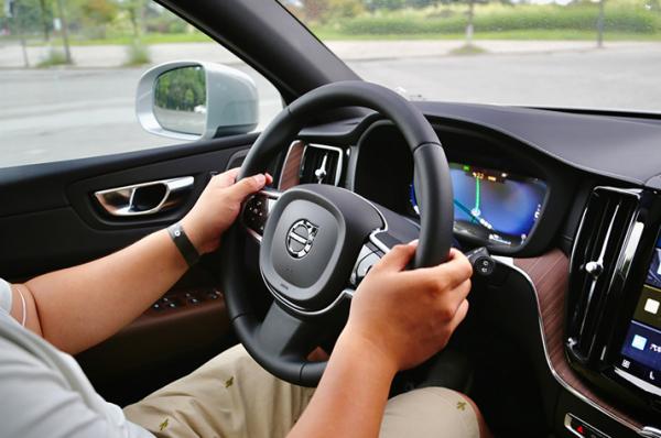 沃爾沃新款XC60試駕體驗“三好學生”表現如何? 沃爾沃新款XC60試駕體驗“三好學生”表現如何?