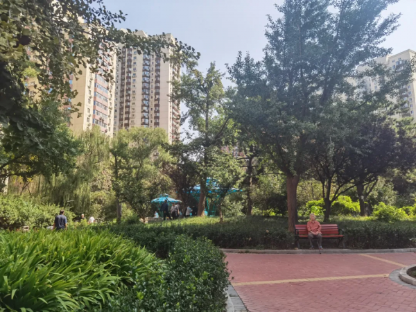 ​曾經的“富人區”,如今已泯然眾人