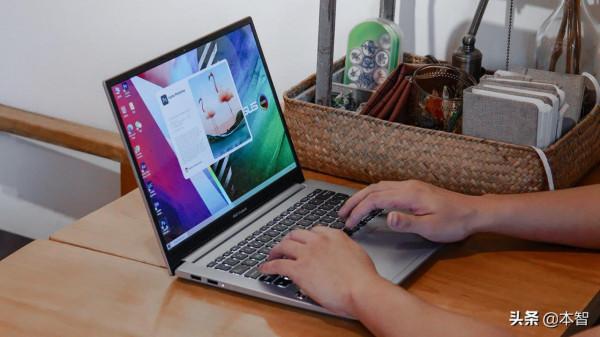 華碩無畏Pro14體驗：好屏、好效能