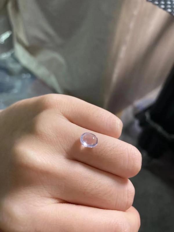 分享一手頂級玻璃種粉紫蛋面