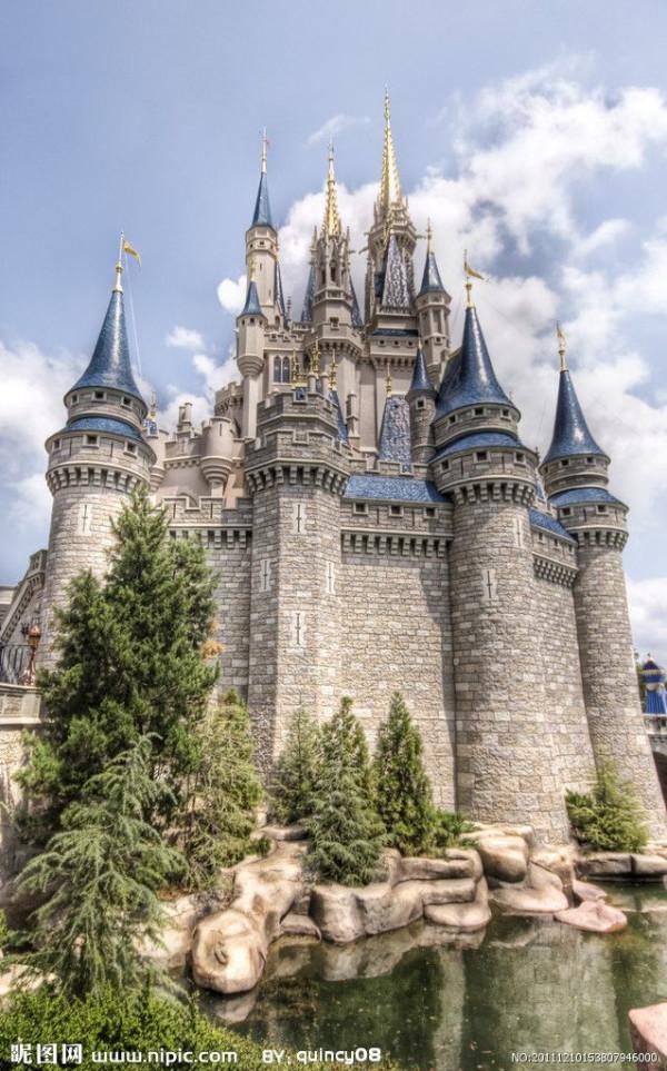 百年“雷恩堡” 百年“雷恩堡”