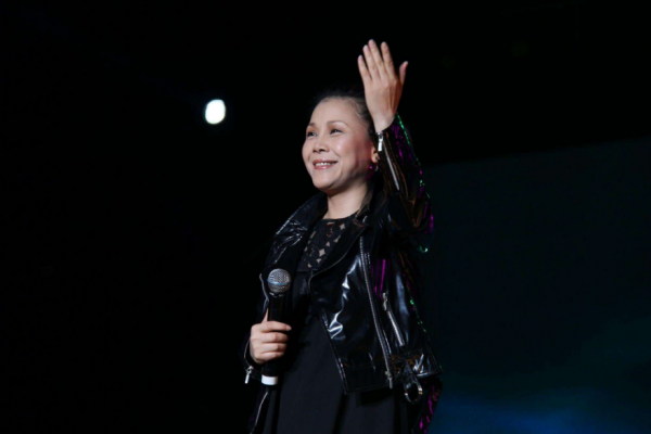 田震:我一生正直,摔話筒揭“潛規則”,和那英鬧掰,但我不後悔 田震:我一生正直,摔話筒揭“潛規則”,和那英鬧掰,但我不後悔