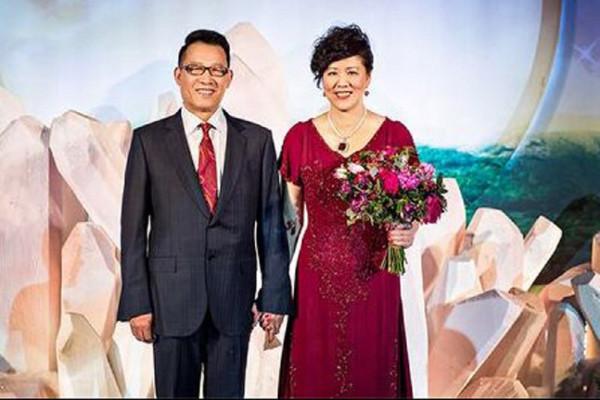 東京奧運會後，國外排球隊重金請郎平執教，郎平：要帶就帶中國隊