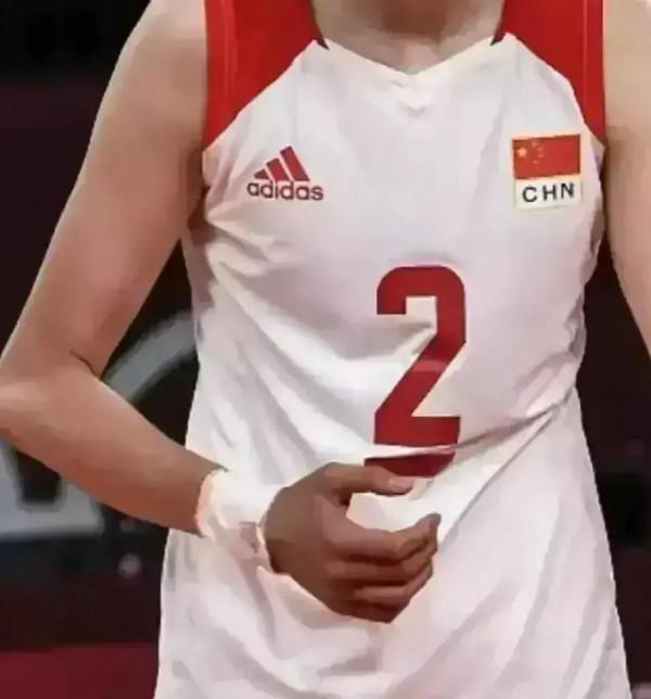 新人難覓!全錦賽邊攻手整體肌無力,下一個朱婷、李盈瑩在哪裡? 新人難覓!全錦賽邊攻手整體肌無力,下一個朱婷、李盈瑩在哪裡?