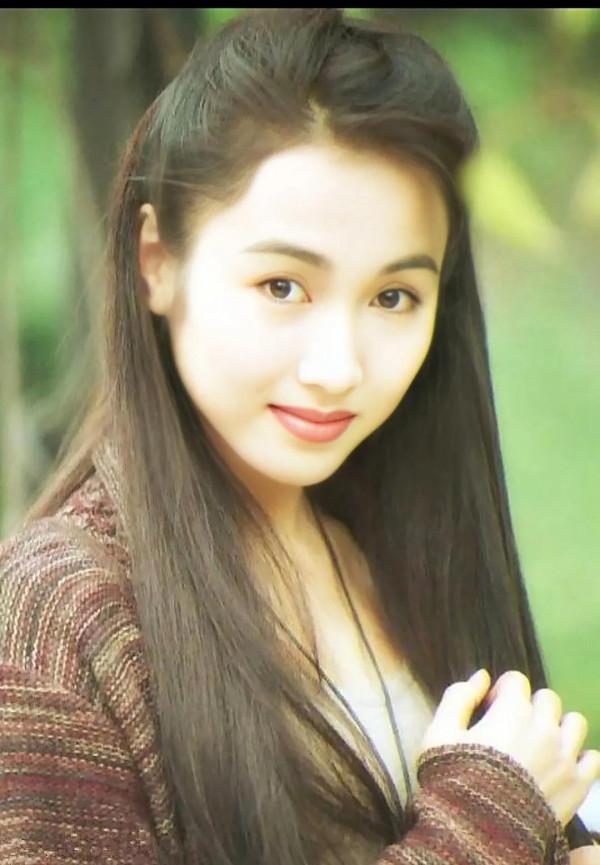 黎姿年輕時美照