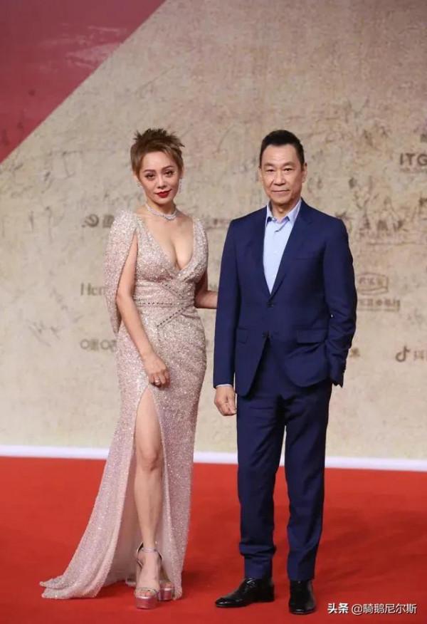 金雞紅毯比美：寧靜清涼奔放，倪妮楚楚凍人，張小斐成最大贏家