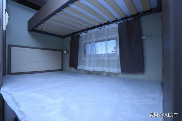 顏值超高還耐用，配自適應巡航、商務座和子母床，宇通經濟型房車