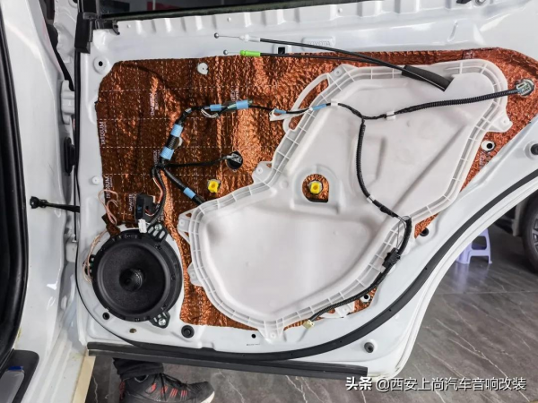 近在身邊的舒適之音,豐田凱美瑞無損升級德國原裝進口RS能量音響 近在身邊的舒適之音,豐田凱美瑞無損升級德國原裝進口RS能量音響