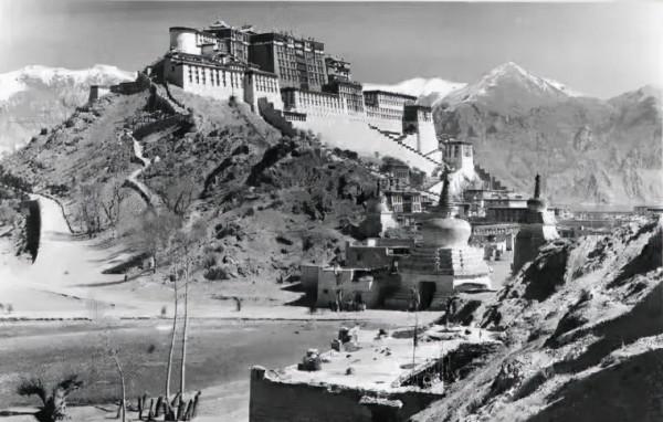 藏族鉅商邦達昌，牽2000頭騾馬支援抗日1.5億美元，盜匪都被感動