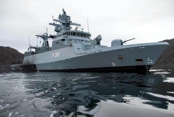 K-130型“不倫瑞克”級護衛艦圖集（82圖）