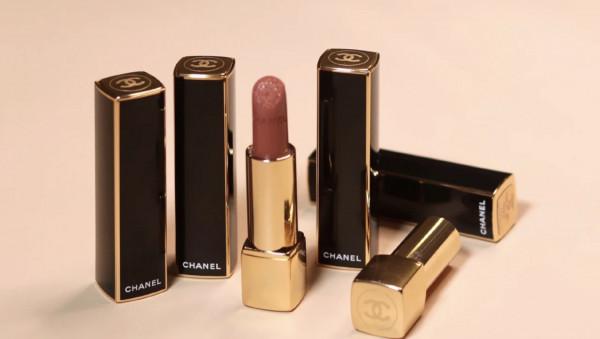 秋天通勤塗這幾支口紅,優雅又高階,讓你在辦公室裡脫穎而出 秋天通勤塗這幾支口紅,優雅又高階,讓你在辦公室裡脫穎而出