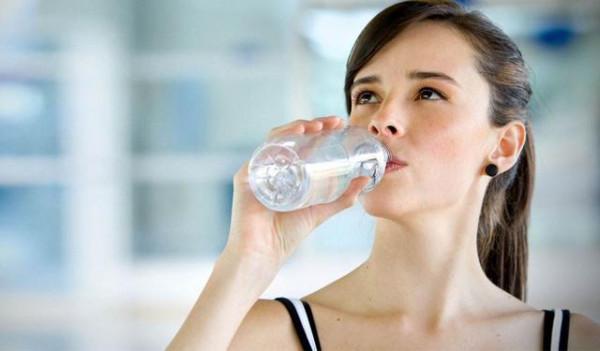 喝水過多，溼氣就會重嗎？“溼氣”是怎麼來的？一文給你講清楚