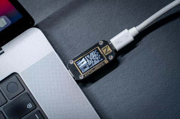 MacBook Pro 2021 有哪些好看實用的數碼配件，我來告訴你