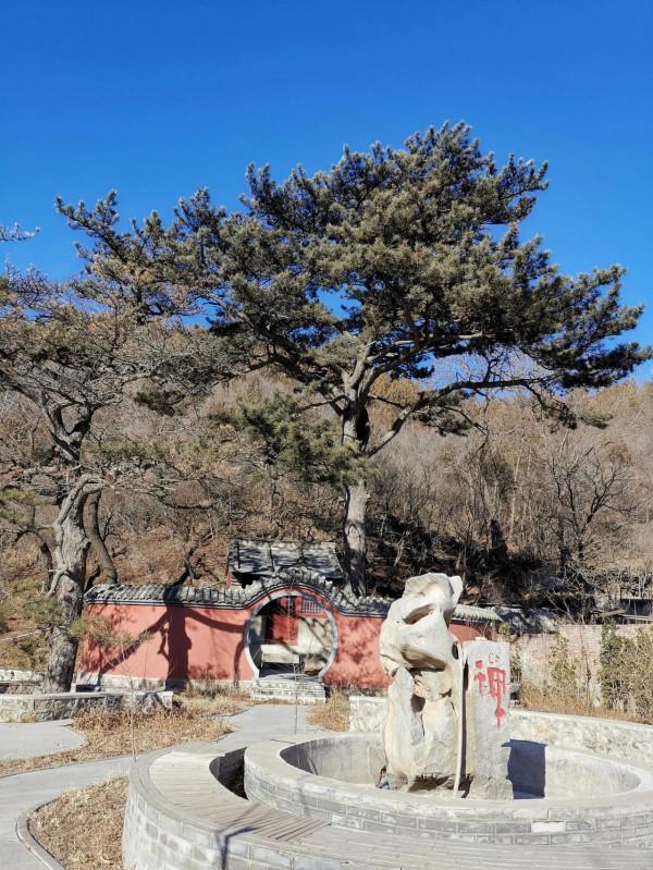 新開通的門頭溝大禪路，山巒疊嶂，峽谷步道，小溪潺潺