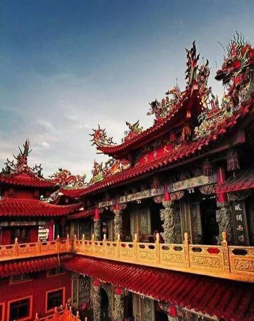 威而不猛，光而不耀