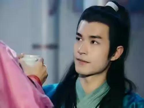 年輕時是大帥哥,老了依舊帥氣的男明星,只服這七個 年輕時是大帥哥,老了依舊帥氣的男明星,只服這七個