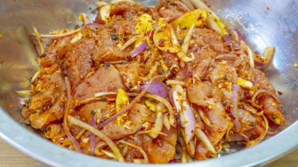 過年必學8款小吃，是零食也是下酒菜，過年露一手，大人小孩都愛