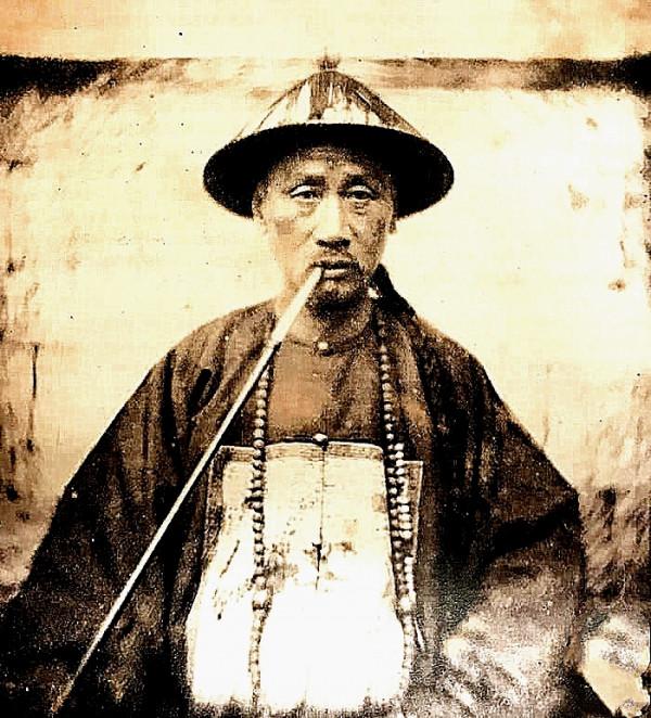 丈夫離奇身亡，案情一波三折，縣令破解奇案，壞人惡有惡報