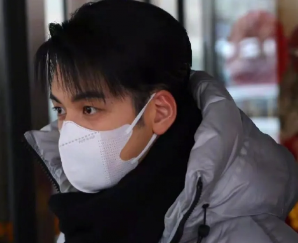 春晚第二次聯排來了！人員有變動，肖戰隊友意外現身趙麗穎離京