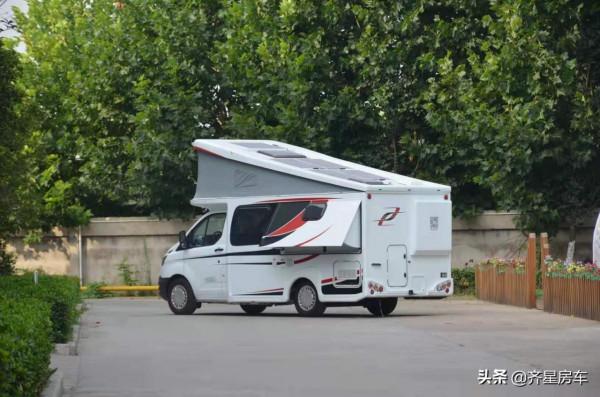 車高不到2.3米，小身材大空間，可升頂可拓展，齊星全順小C型房車