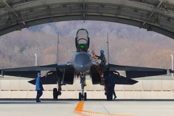 飛鯊展翅！跨晝夜飛行訓練開始