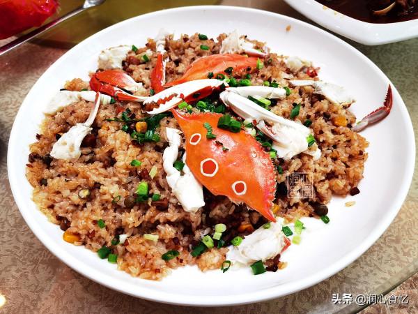 姑姑新房喬遷喜宴，看看1800元一桌的酒席都有哪些菜？您看值嗎？