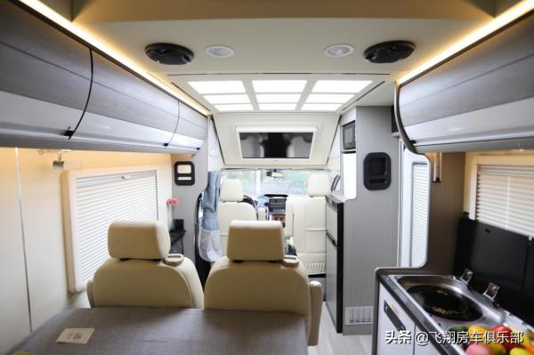 柴油三寶+前置升降吊床,小飛象房車精緻內飾,吃住娛樂一車多用 柴油三寶+前置升降吊床,小飛象房車精緻內飾,吃住娛樂一車多用