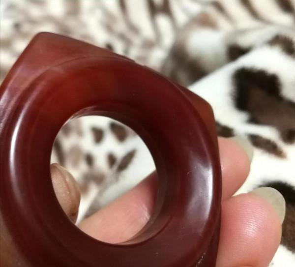 【依筠居藏玉•瑪瑙唇琮】 【依筠居藏玉•瑪瑙唇琮】