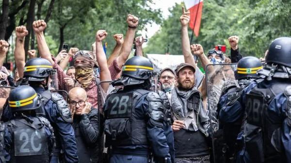 法國醫生特自信:疫情是假的,我讓它立馬消失!當局:滾吧 法國醫生特自信:疫情是假的,我讓它立馬消失!當局:滾吧