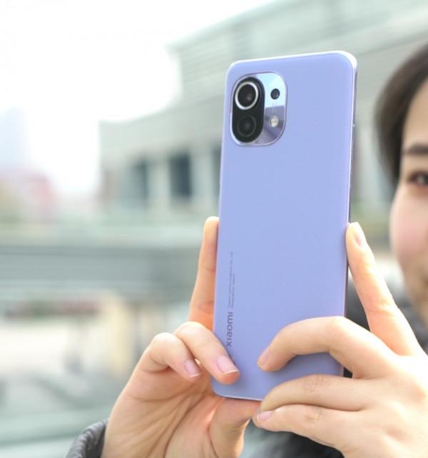 2021年值得“撿漏”的四款旗艦手機，價格降低，正確選擇不後悔