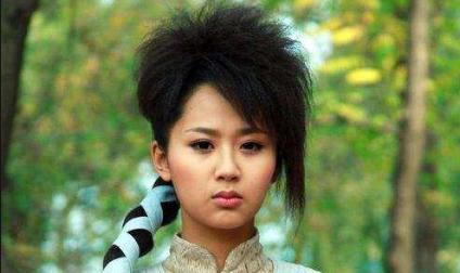 被資本嫌棄的楊紫，能翻紅僅僅因為變漂亮了？其實她可不是傻白甜