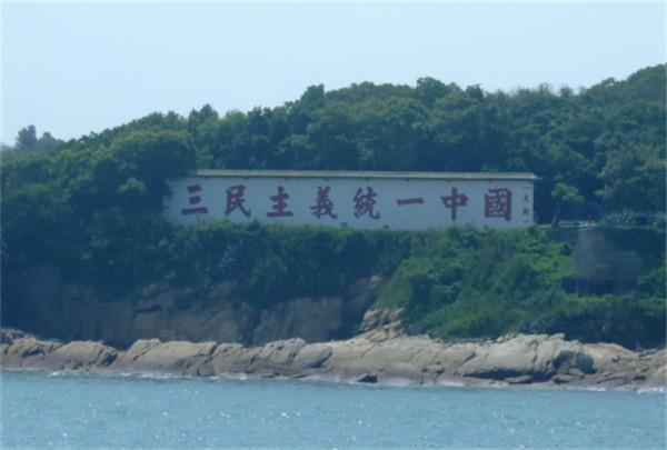 解放海南島，登陸名單上全是副職，韓先楚看後大怒，說：我上