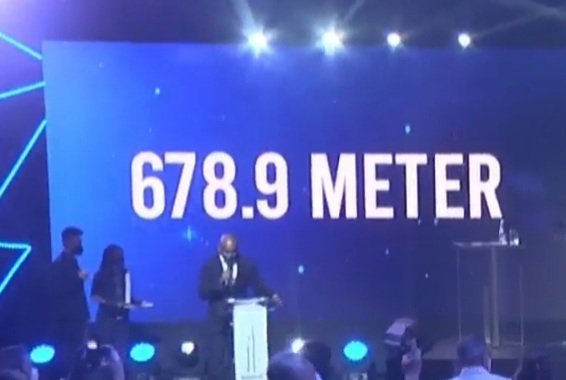 吉隆坡PNB118大廈——憑藉160米高的桅杆，重新整理世界第二高樓高度