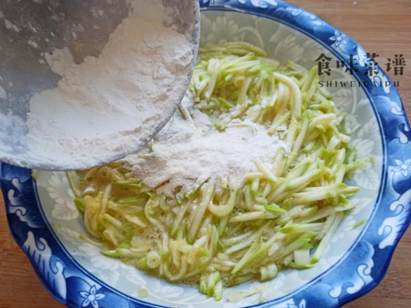 北京人愛吃的糊塌子做法,5分鐘出鍋,好吃營養又省事,一學就會 北京人愛吃的糊塌子做法,5分鐘出鍋,好吃營養又省事,一學就會