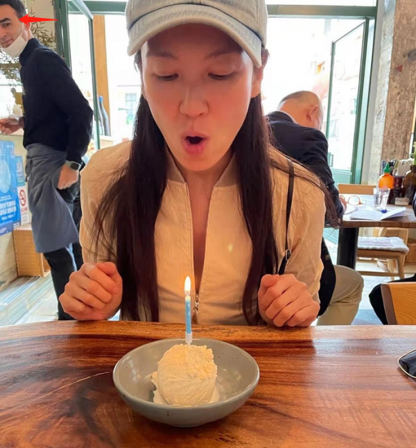 46歲林熙蕾生日,凍齡美貌引老外側目,曾迷倒劉德華王晶 46歲林熙蕾生日,凍齡美貌引老外側目,曾迷倒劉德華王晶