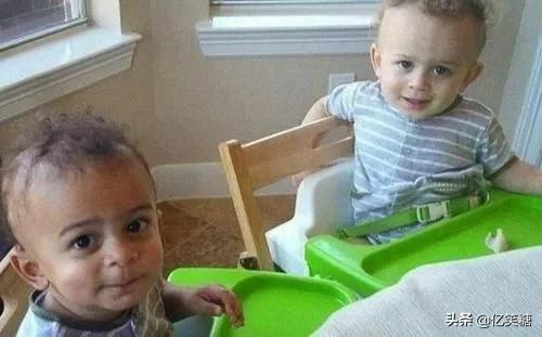 陳佩斯孫女長相遭曝光，家族四代&OpenCurlyDoubleQuote;共用&rdquo;一張臉，一看就是親生的