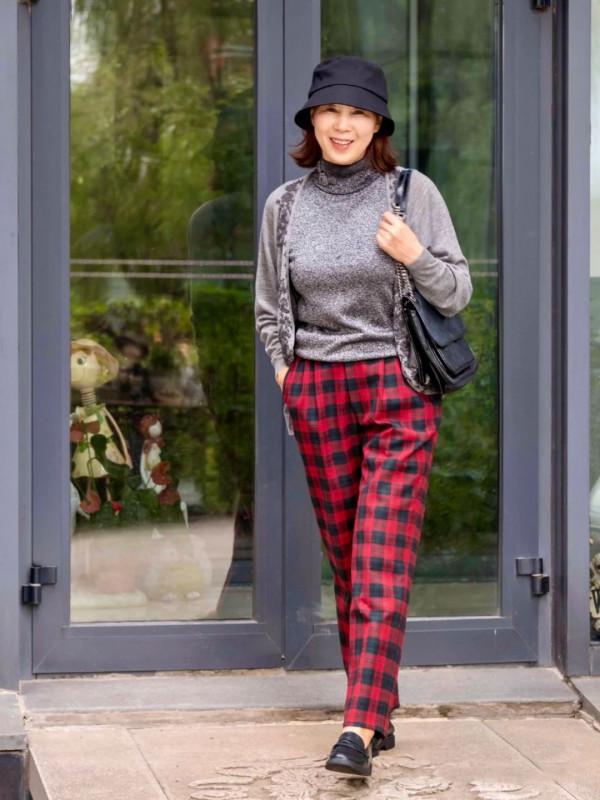 65歲微胖奶奶真會穿,秋季用4雙鞋提升時髦感,越老越有優雅範 65歲微胖奶奶真會穿,秋季用4雙鞋提升時髦感,越老越有優雅範