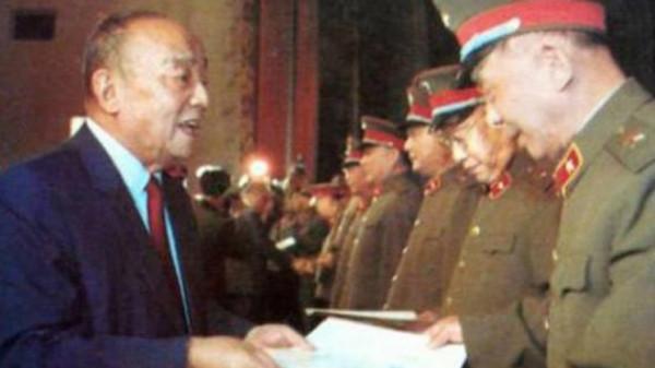 1985年,楊尚昆將一鍋爐工請到北京:你怎麼不早點來找我呢? 1985年,楊尚昆將一鍋爐工請到北京:你怎麼不早點來找我呢?