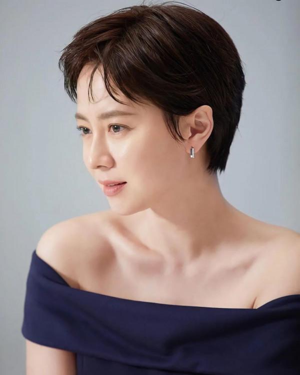 含淚剪髮，李庚希的演技讓人破防了