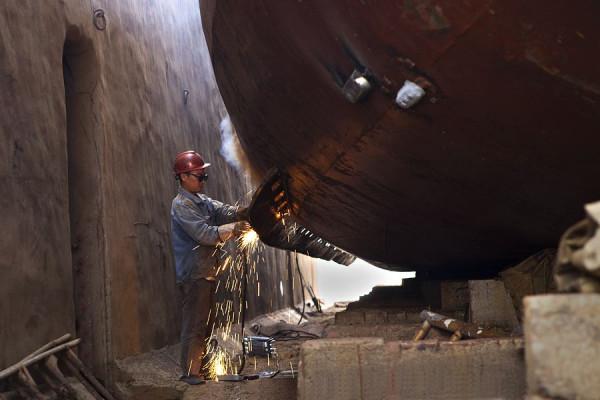 考焊工證門檻低嗎價格多少會不會很難考呢