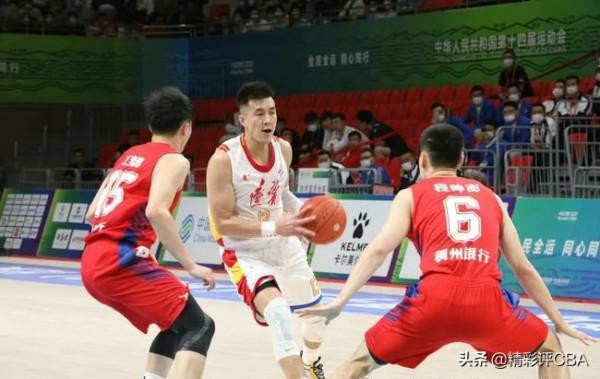 遼寧晉級卻暴露最大軟肋！巨無霸遭18歲小孩欺凌，想衛冕太難了