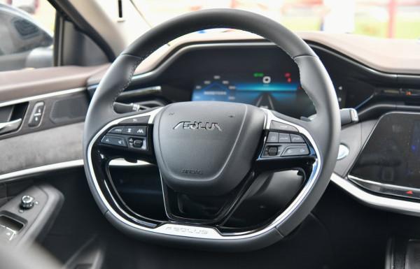 試駕奕炫MAX:1.5T+7速雙離合,年輕人的新選擇 試駕奕炫MAX:1.5T+7速雙離合,年輕人的新選擇