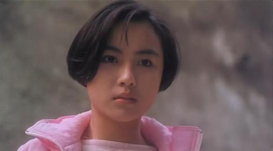 “短髮女神”袁潔瑩：曾迷倒郭富城劉鑾雄的她，如今卻皈依佛門