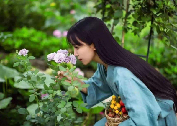 邱澤結婚,熱一卻是張同學,有央視主流媒體的點名就是不一樣 邱澤結婚,熱一卻是張同學,有央視主流媒體的點名就是不一樣