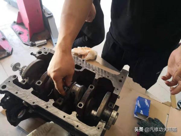 大眾高爾夫1.4T差點開報廢，燒機油、燒防凍液、缺缸大修一次解決