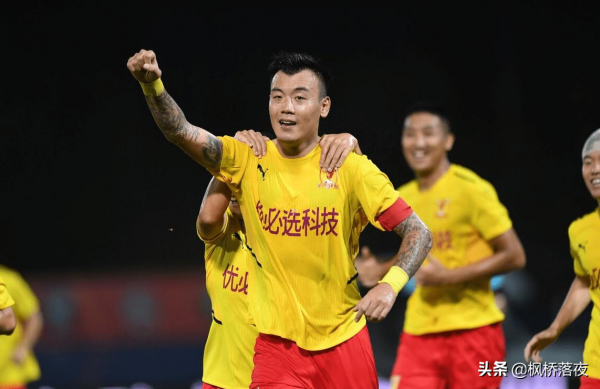 李鐵在等什麼?鄭智最佳替代者已在足協盃嶄露頭角,攻防俱佳 李鐵在等什麼?鄭智最佳替代者已在足協盃嶄露頭角,攻防俱佳