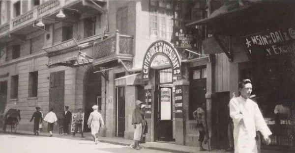 叛徒接到命令刺殺粟裕,四個小姑娘機智套出秘密情報,識破其身份 叛徒接到命令刺殺粟裕,四個小姑娘機智套出秘密情報,識破其身份