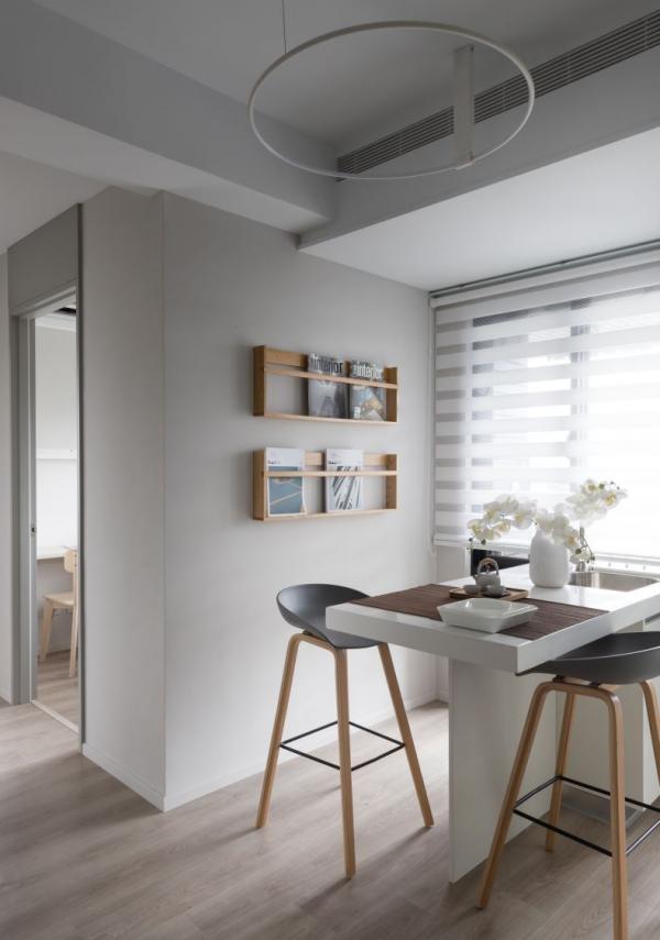 99㎡現代美宅，天然木皮+大白牆，量身打造出理想的家居