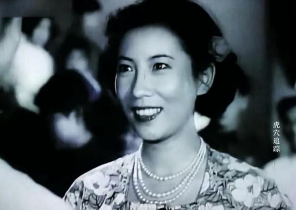 《鐵道衛士》演女特務王曼麗,經典臺詞“海外來人了”,89歲健在 《鐵道衛士》演女特務王曼麗,經典臺詞“海外來人了”,89歲健在