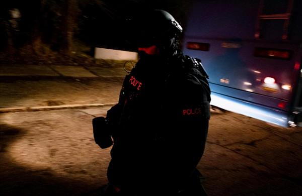 槍擊案在全美遍地開花！15歲少年持槍殺人，議員帶頭曬全家持槍照